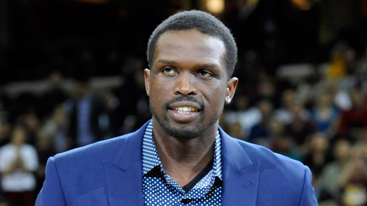 luol deng - bola basket - playsports 88