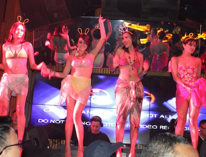 Bikini Party - Hot Group 6