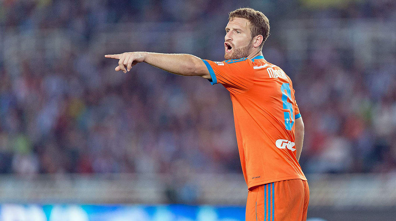 Shkodran Mustafi berita sepak bola