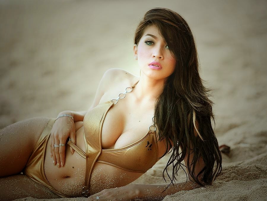 Ayunia Elfahrez | Model Of The Week 9
