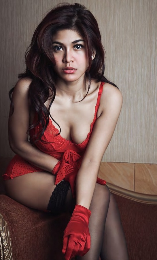 Model Naked Women Indonesia