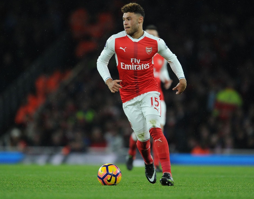 Oxlade-Chamberlain berita sepak bola