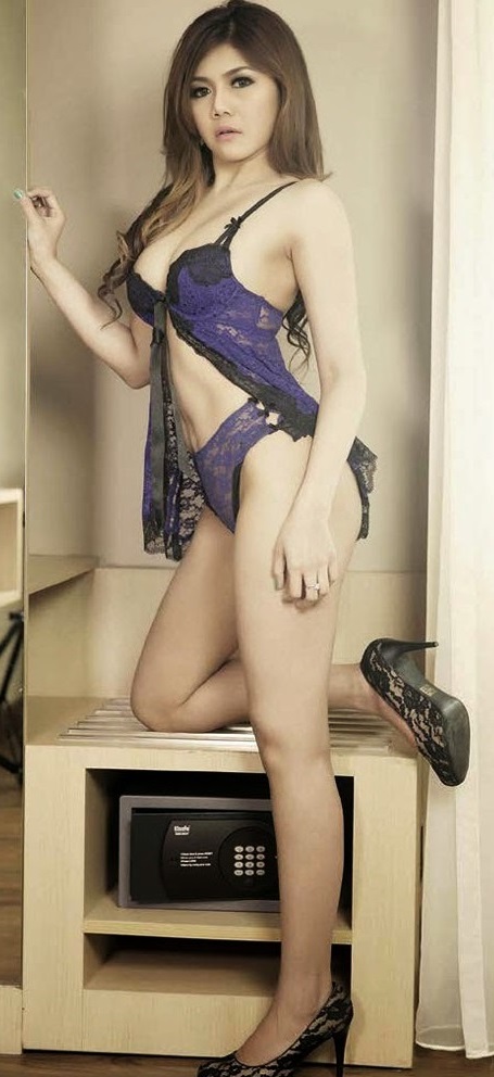 Agista Faulina | Selebriti 3