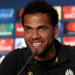 Dani Alves berita sepak bola