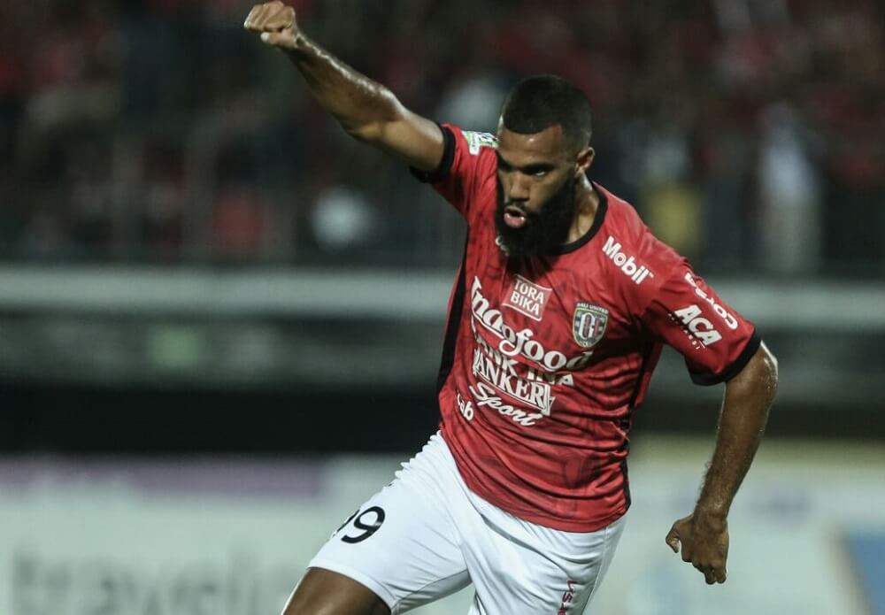 Sylvano Comvalius berita sepak bola